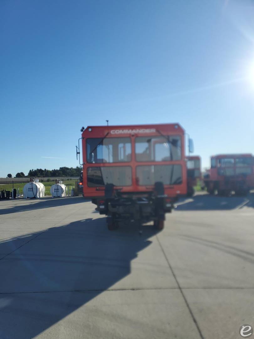 2025 Shuttlewagon SWX420