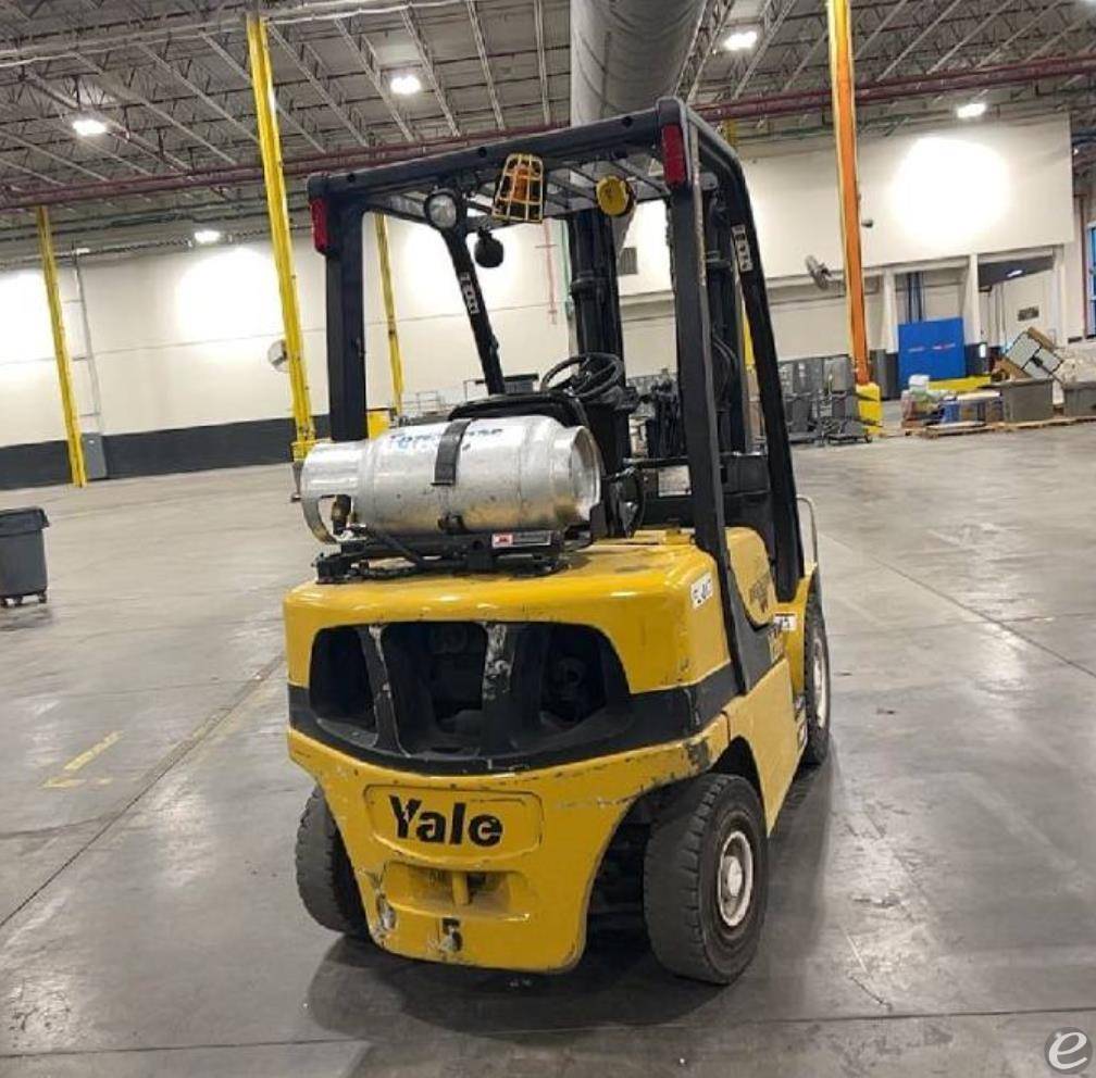 2011 Yale GLP050VX