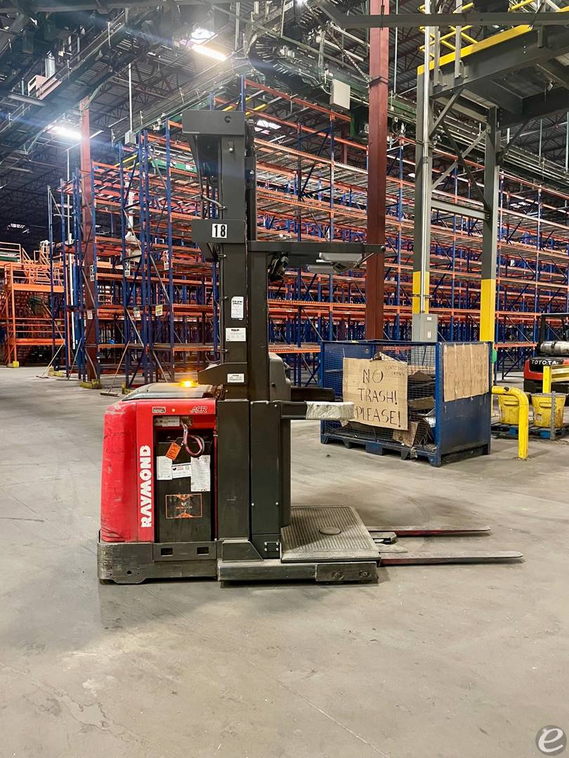 2016 Raymond 550-OPC30TT Electric Order Picker - 123Forklift