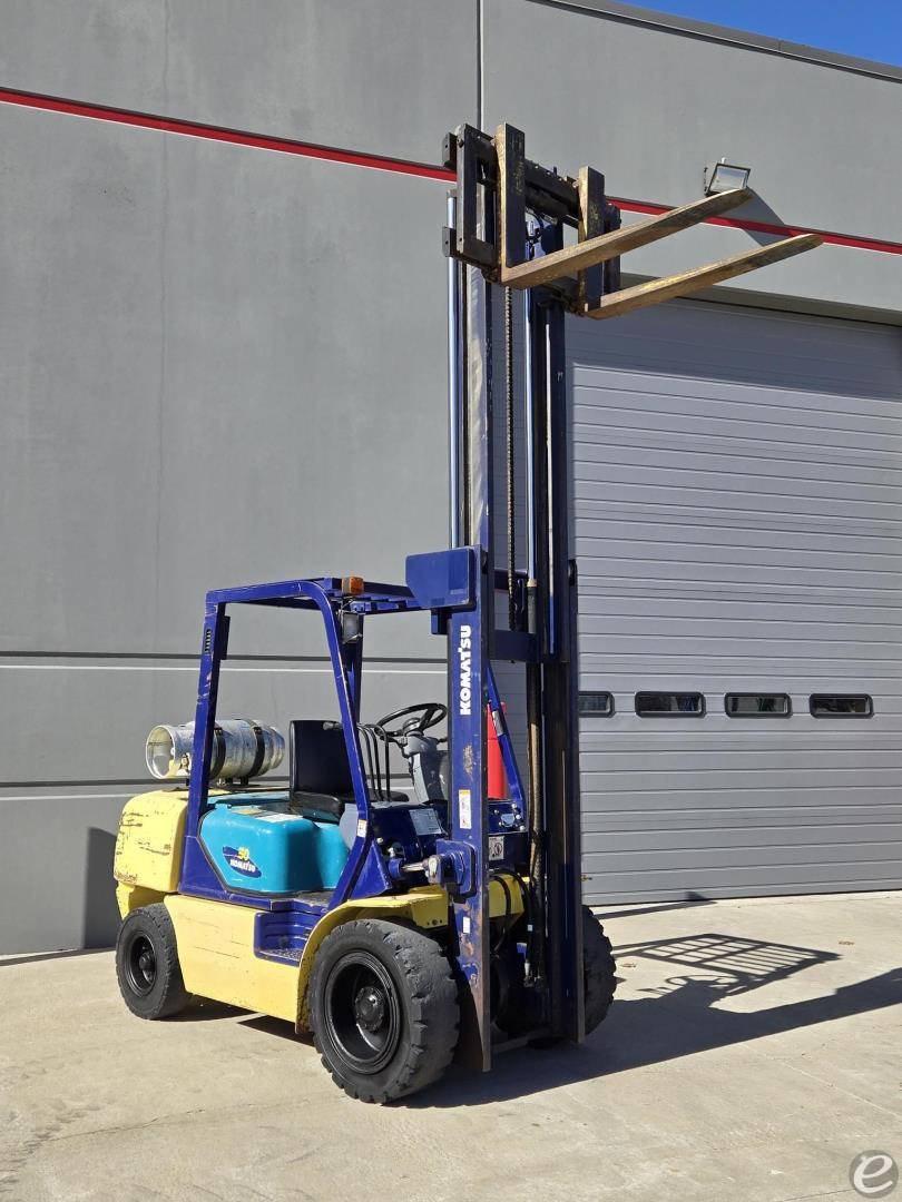 2001 Komatsu FG30HT-12