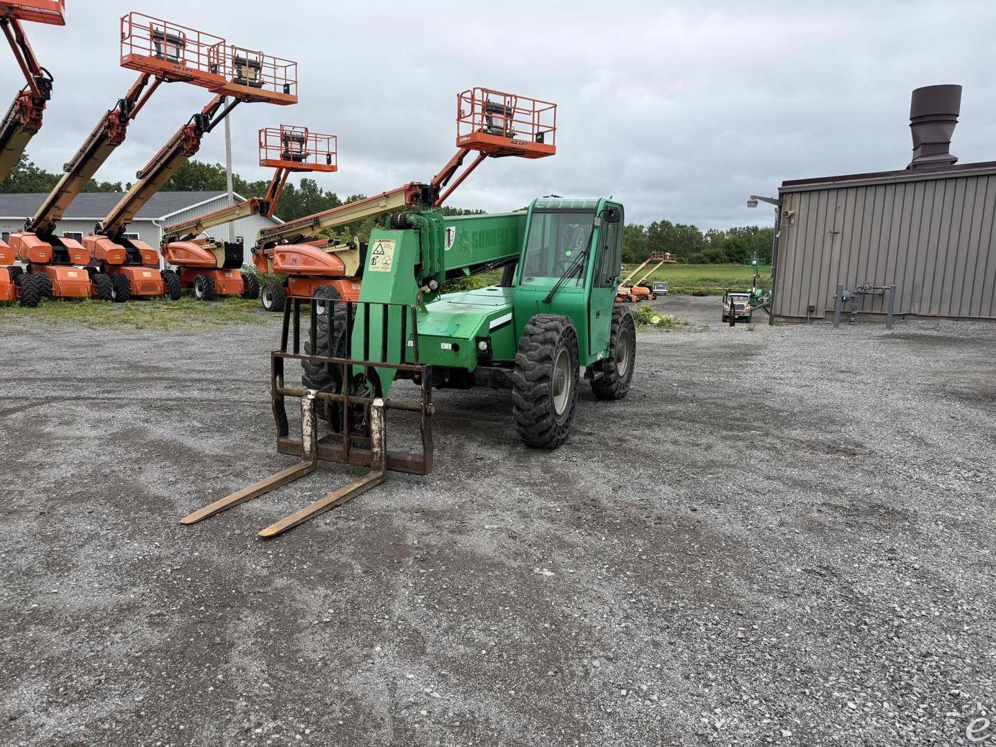 2014 JLG 6042