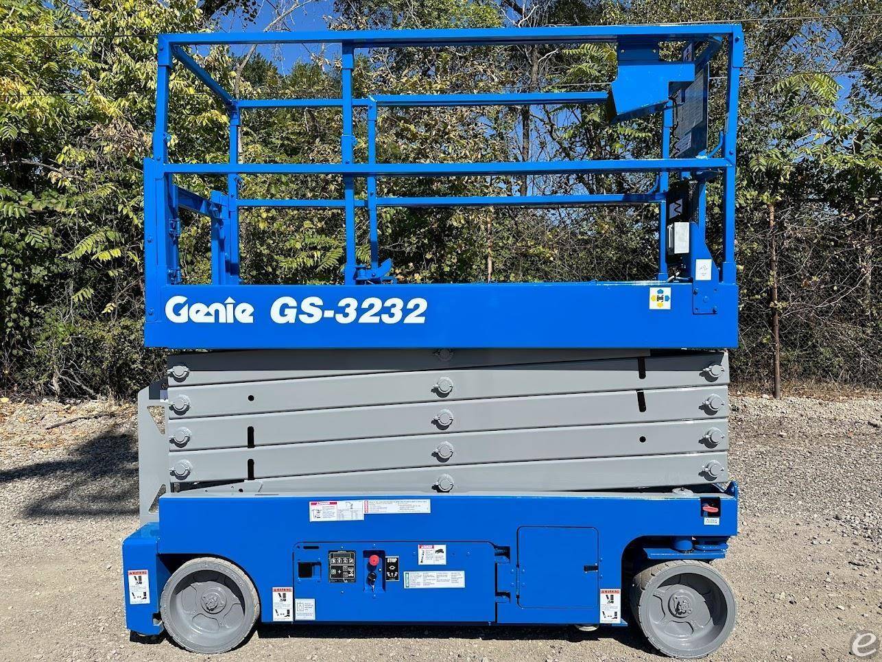 2013 Genie GS3232 Electric Scissor ...