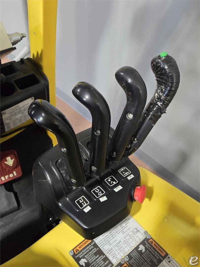 2016 Hyster E65XN-40