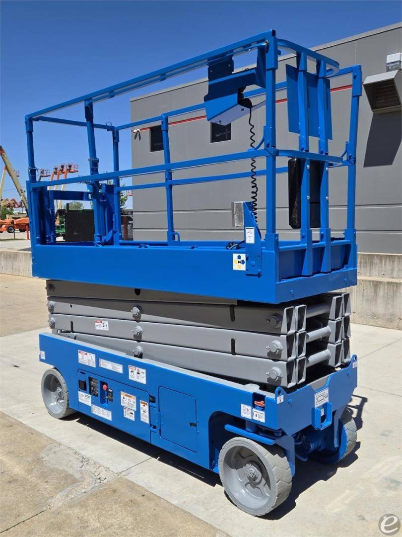 2014 Genie GS2632 Electric Scissor Lift - 123Forklift
