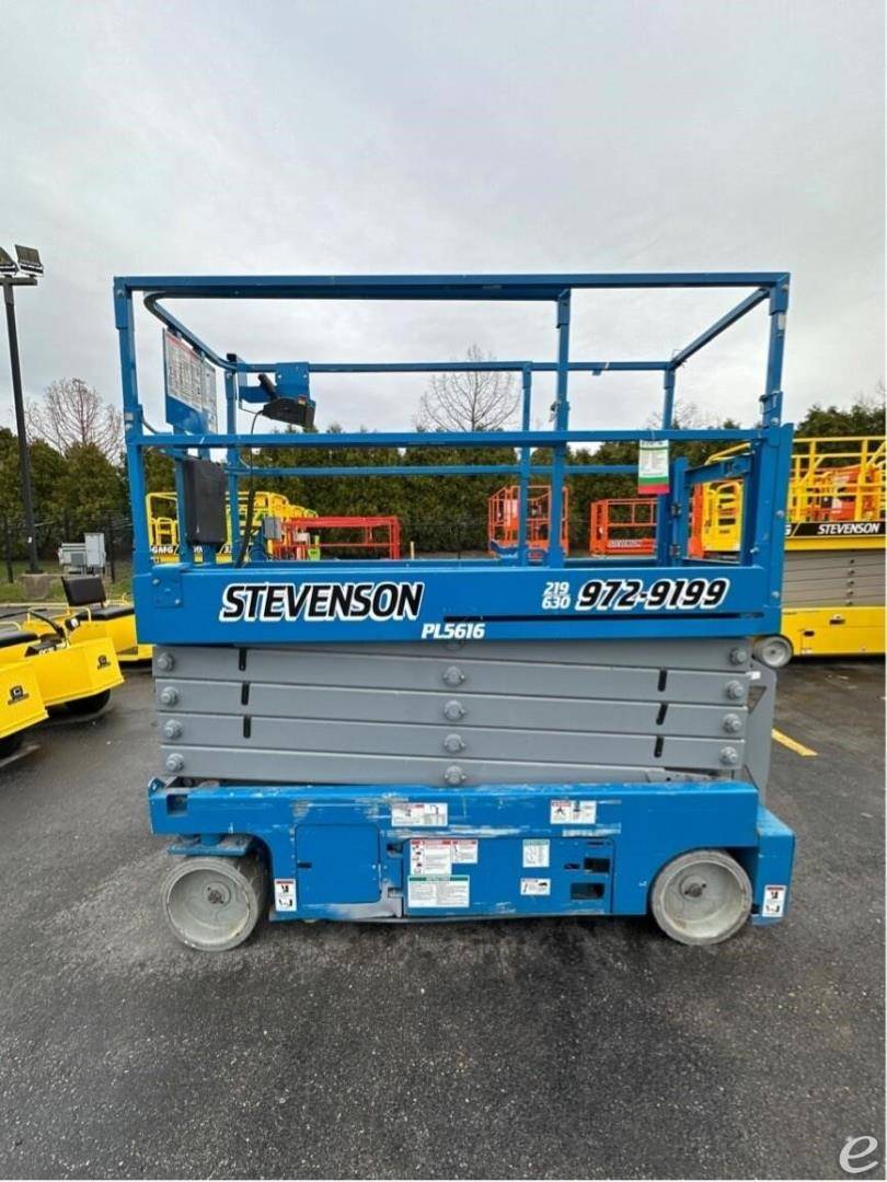 2013 Genie GS3232