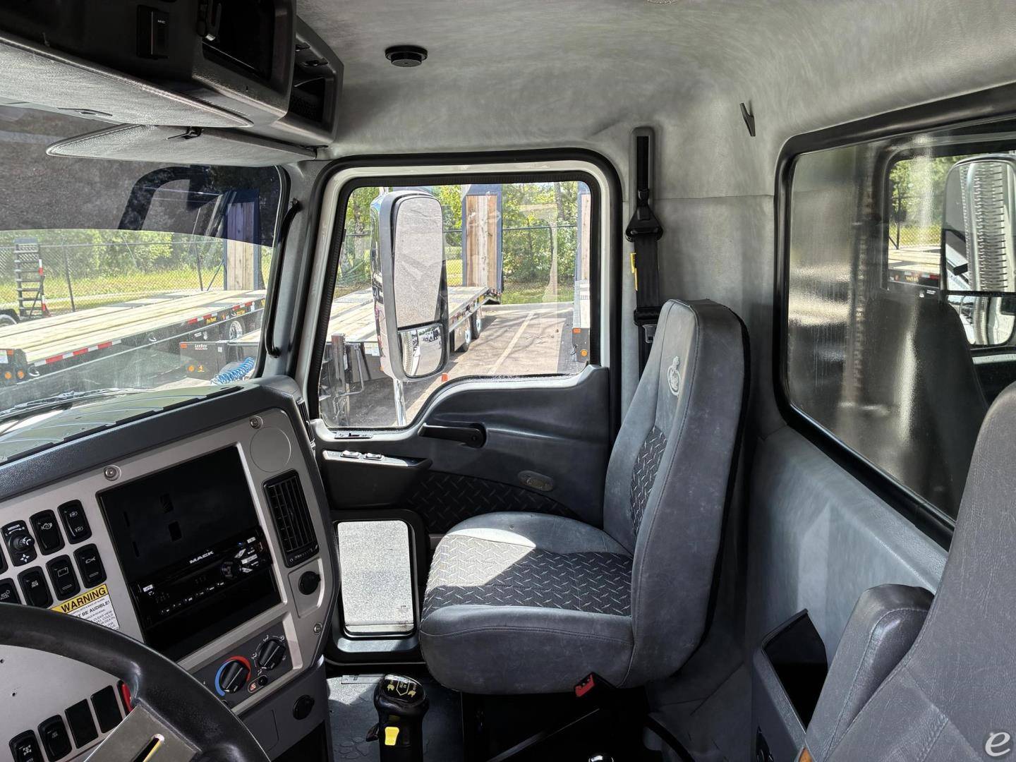 2018 Mack GRANITE GU713