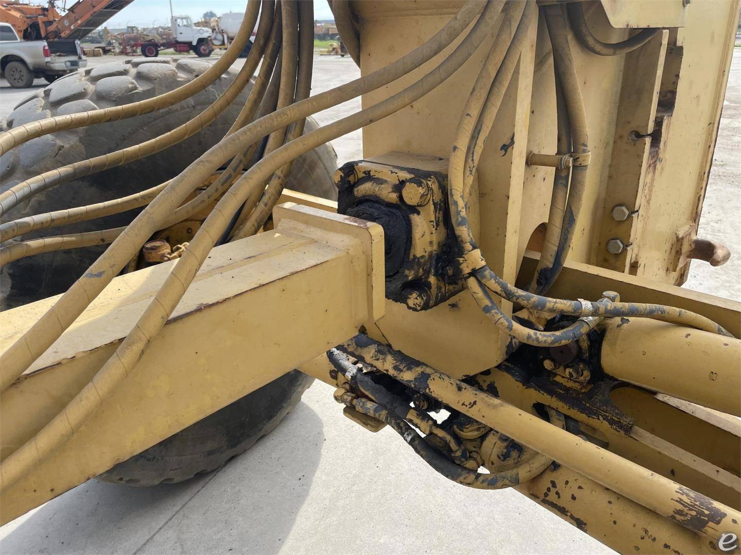 1996 Cat 140H
