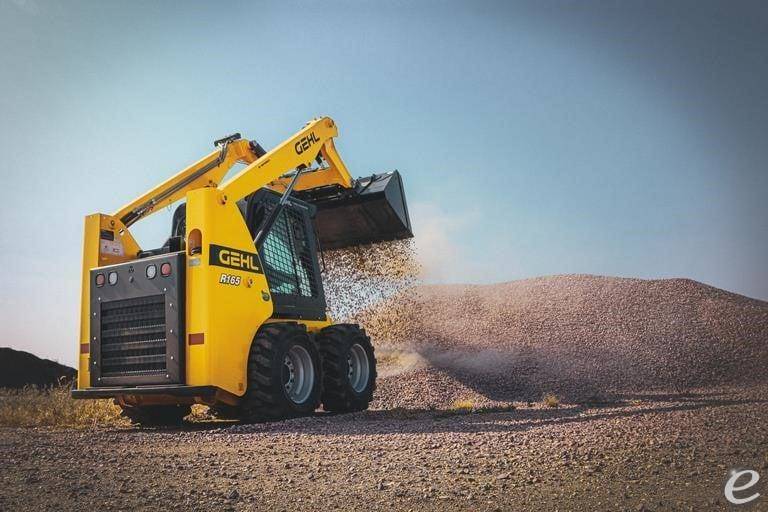 2026 Gehl R165