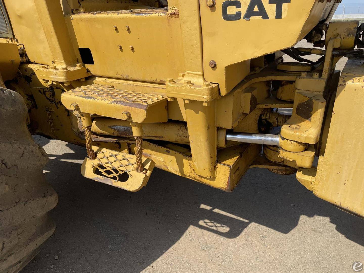 1972 Cat 518