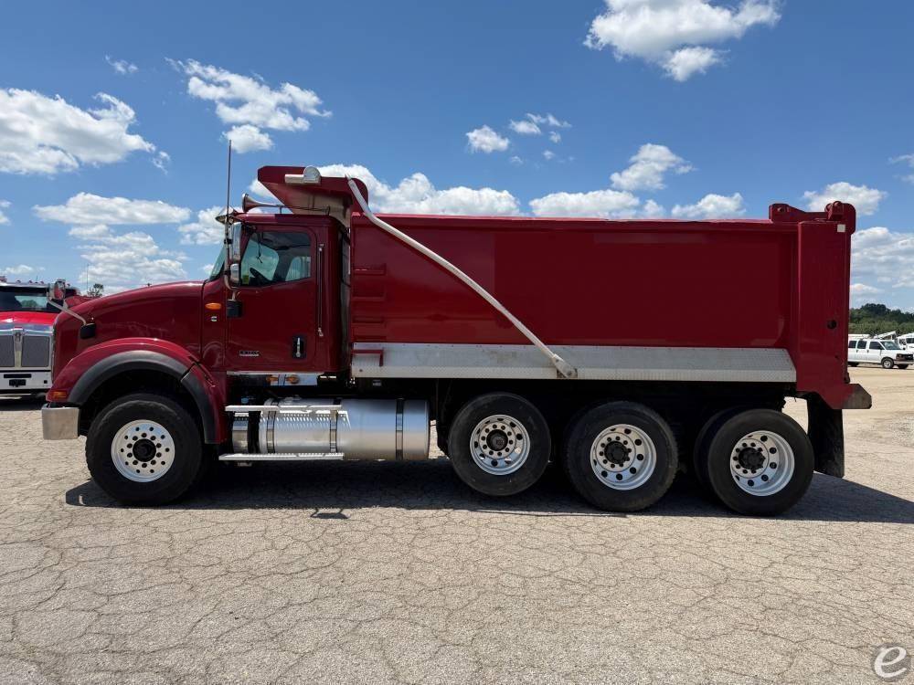 2019 International HX