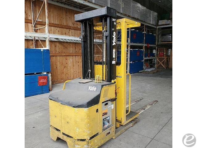 2015 Yale OS030EF Electric Order Picker - 123Forklift
