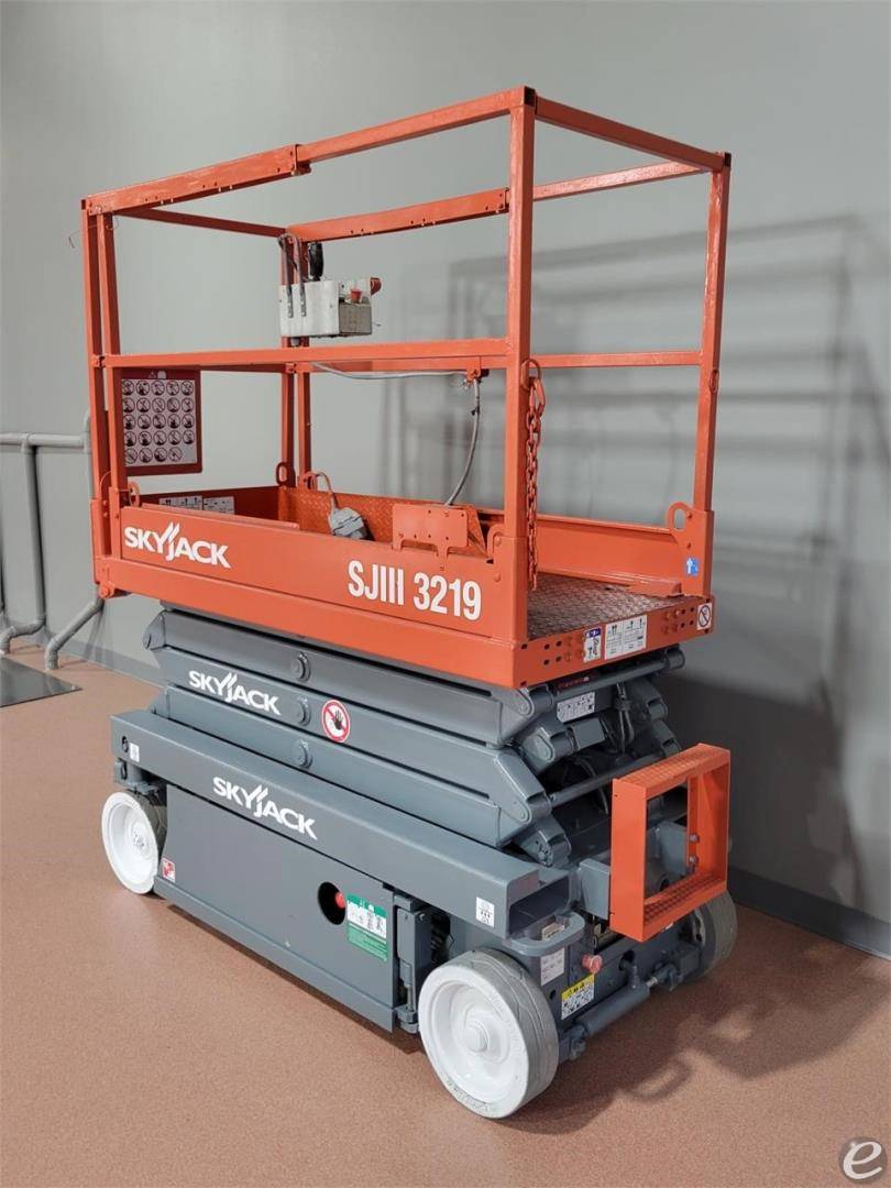 2019 Skyjack SJIII3219 Electric Scissor Lift - 123Forklift