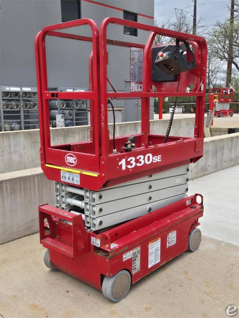 2019 MEC 1330SE Electric Scissor Lift - 123Forklift