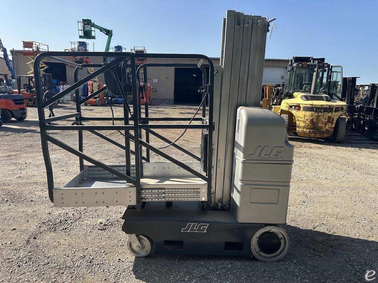 2010 JLG 20MVL