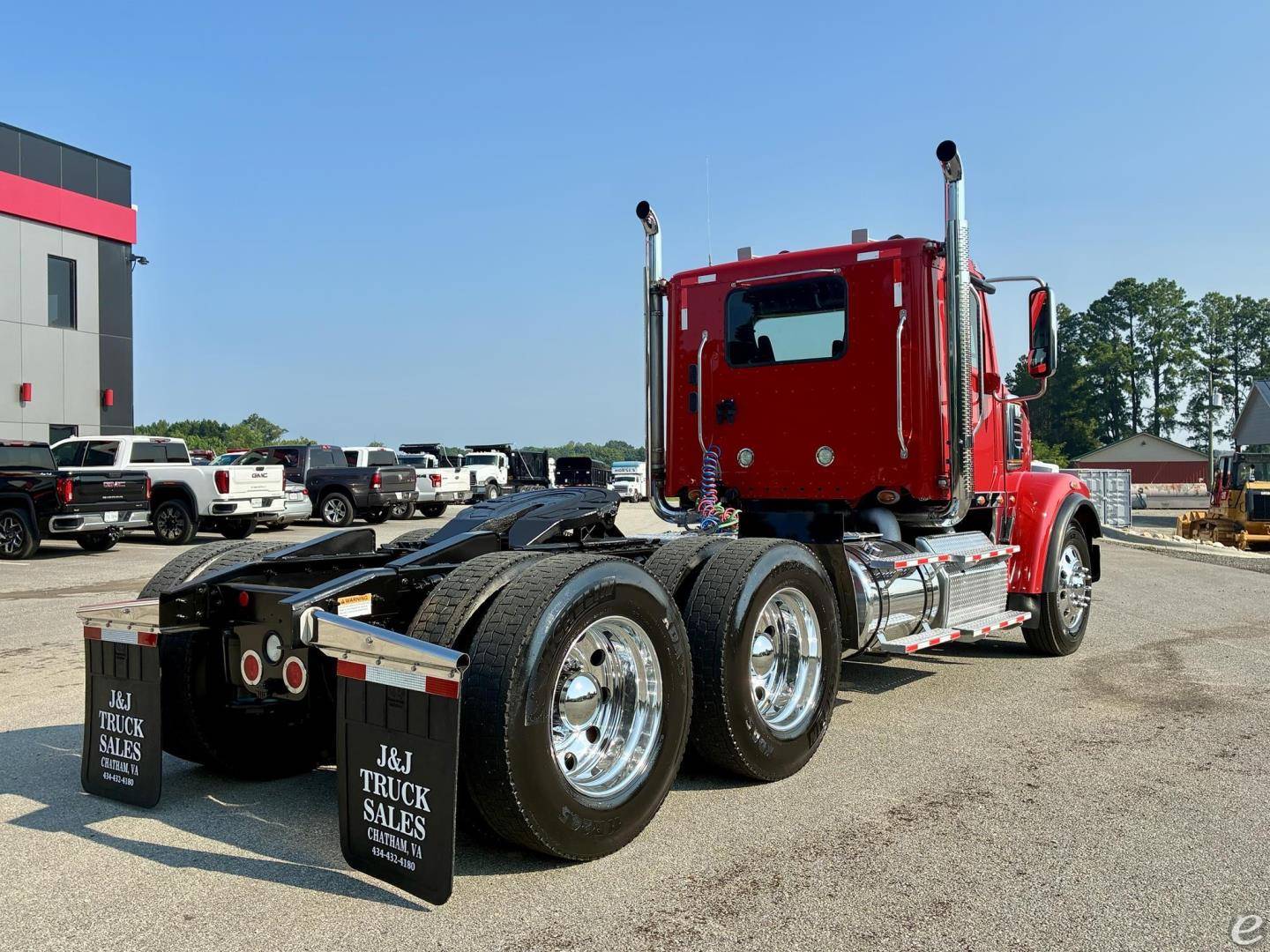 2018 Freightliner CORONADO 122 SD