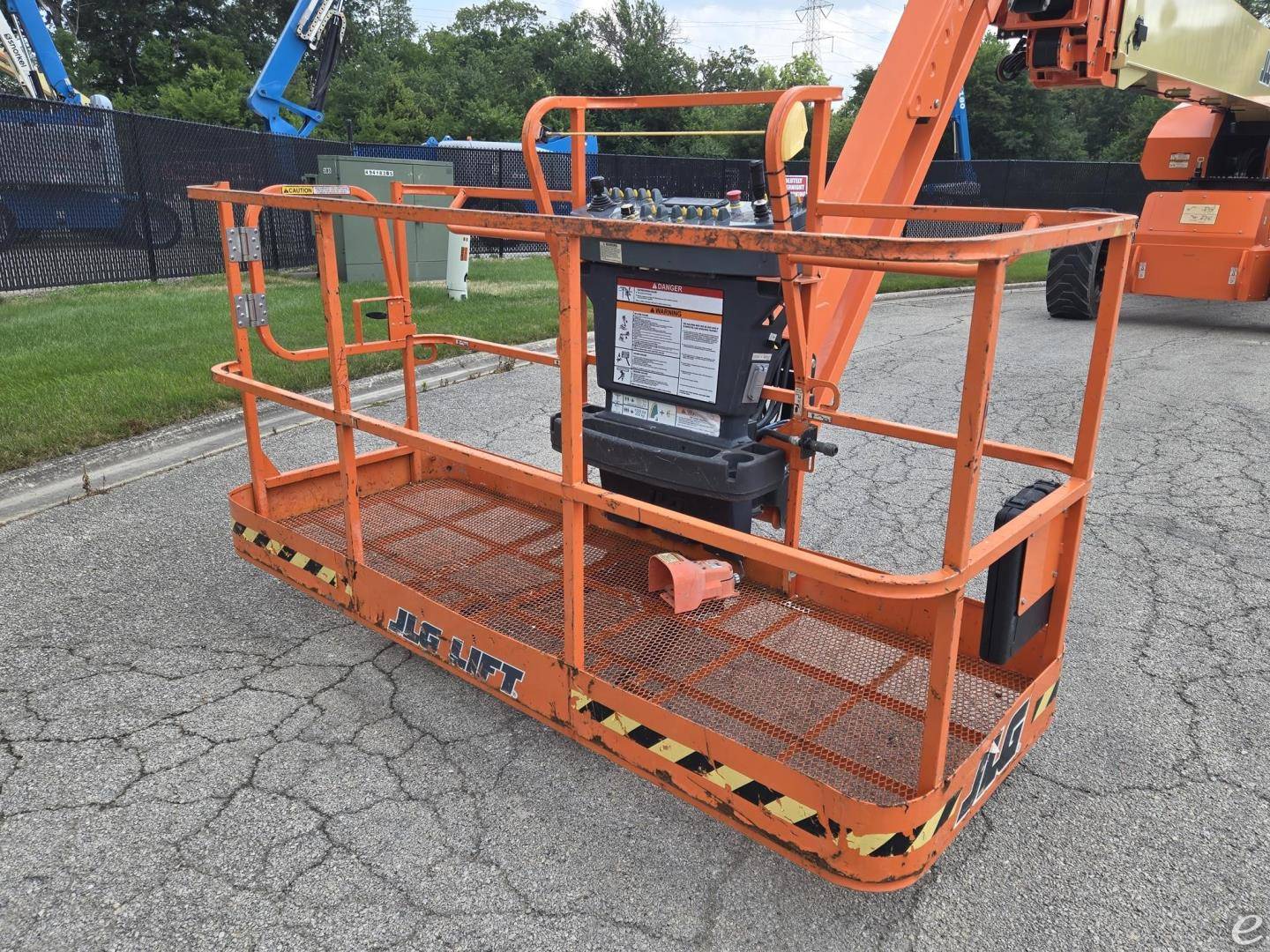 2022 JLG 1350SJP