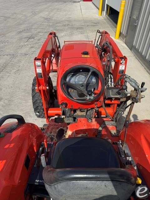 2019 Kubota MX5800D