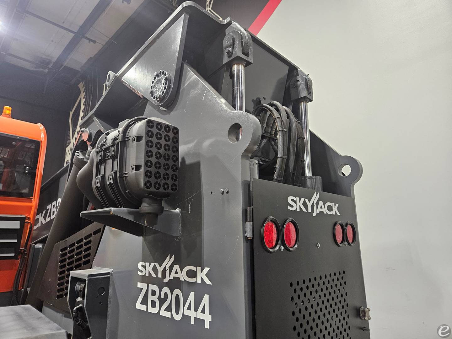 2013 Skyjack ZB2044
