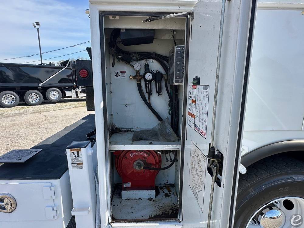 2019 Kenworth T370