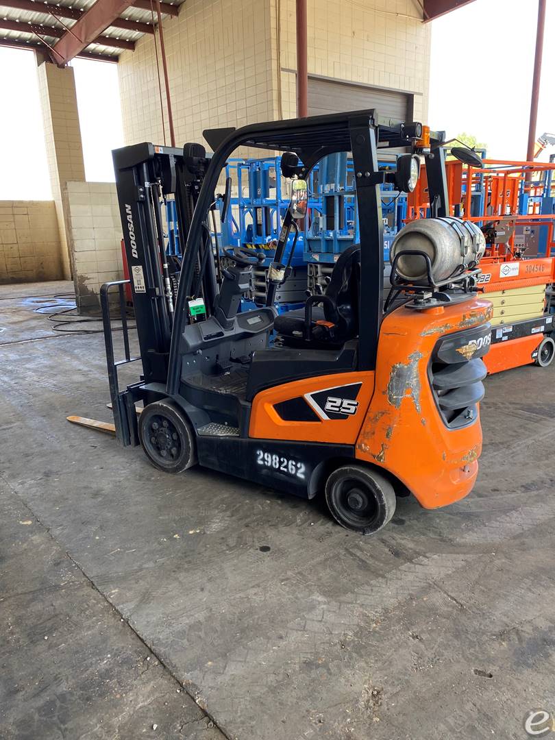 2021 LP Gas Doosan GC25S9 DOOSAN FORKLIFT Cushion Tire 4 Wheel Sit