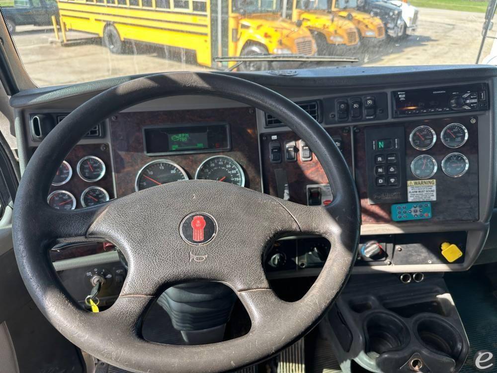 2017 Kenworth T270