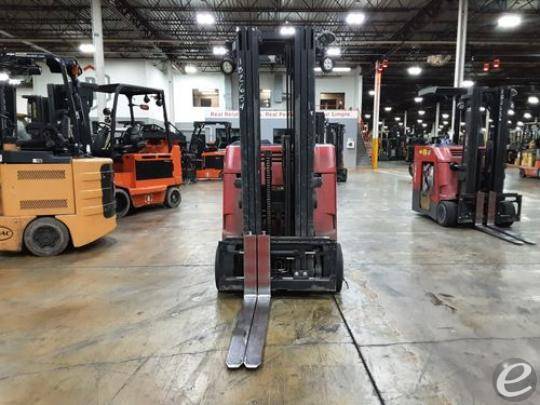 2017 Raymond 425 C40TT Electric Forklift - 123Forklift