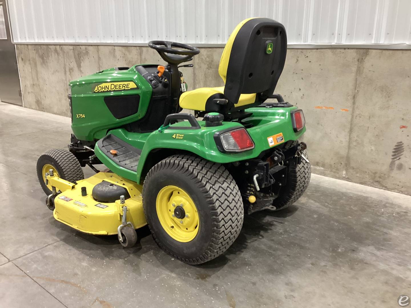 2015 John Deere X754
