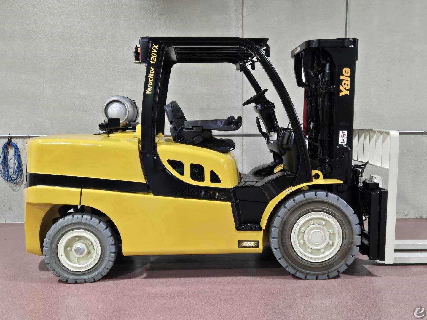 2021 Yale GLP120VX