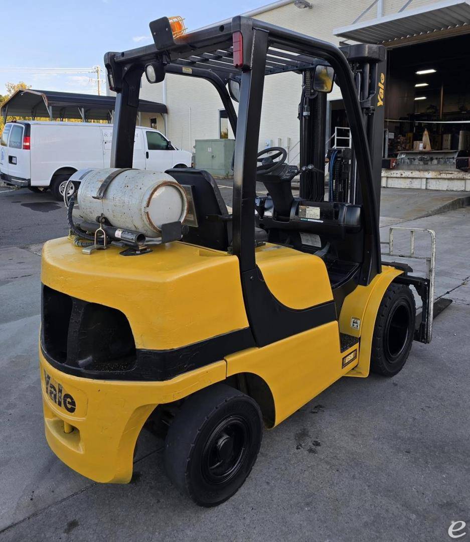 2016 Yale GLP060VX