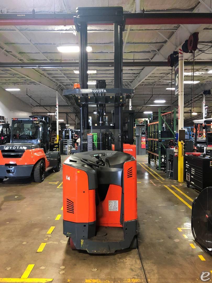 2018 Toyota 9BRU23 Electric Reach Truck - 123Forklift