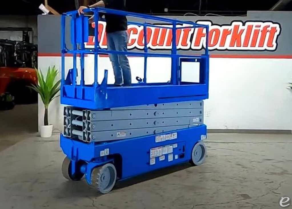 2015 Genie GS-2632 Electric Scissor Lift - 123Forklift