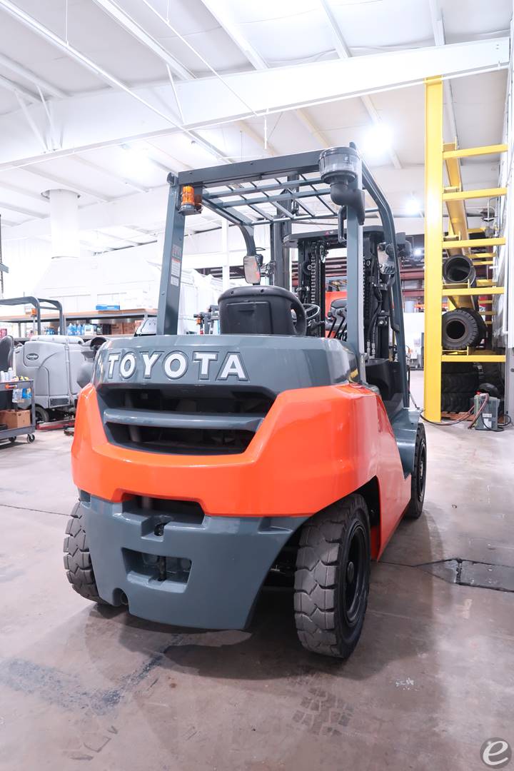 2015 Toyota 8FD35U Diesel Forklift - 123Forklift