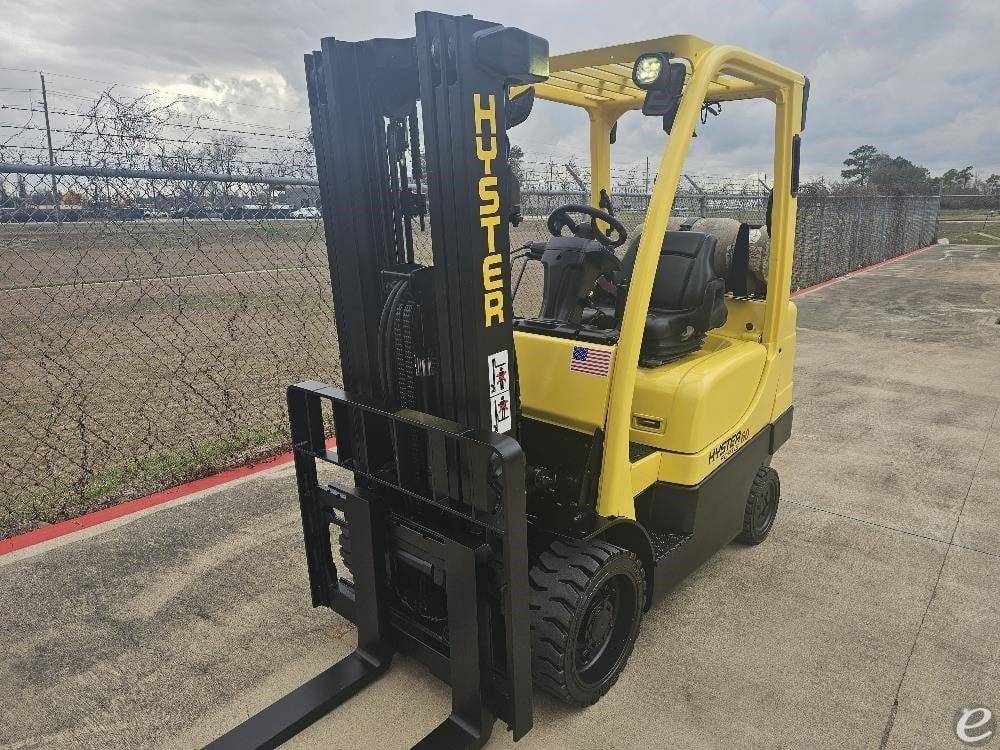 2016 Hyster S60FT LP Gas Forklift