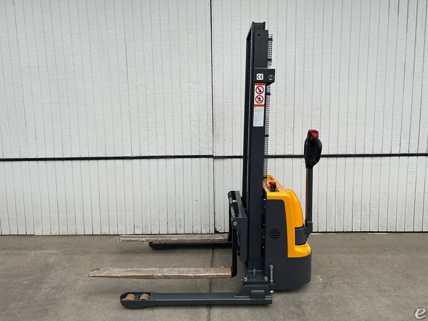2026 EKKO Lifts EB12E