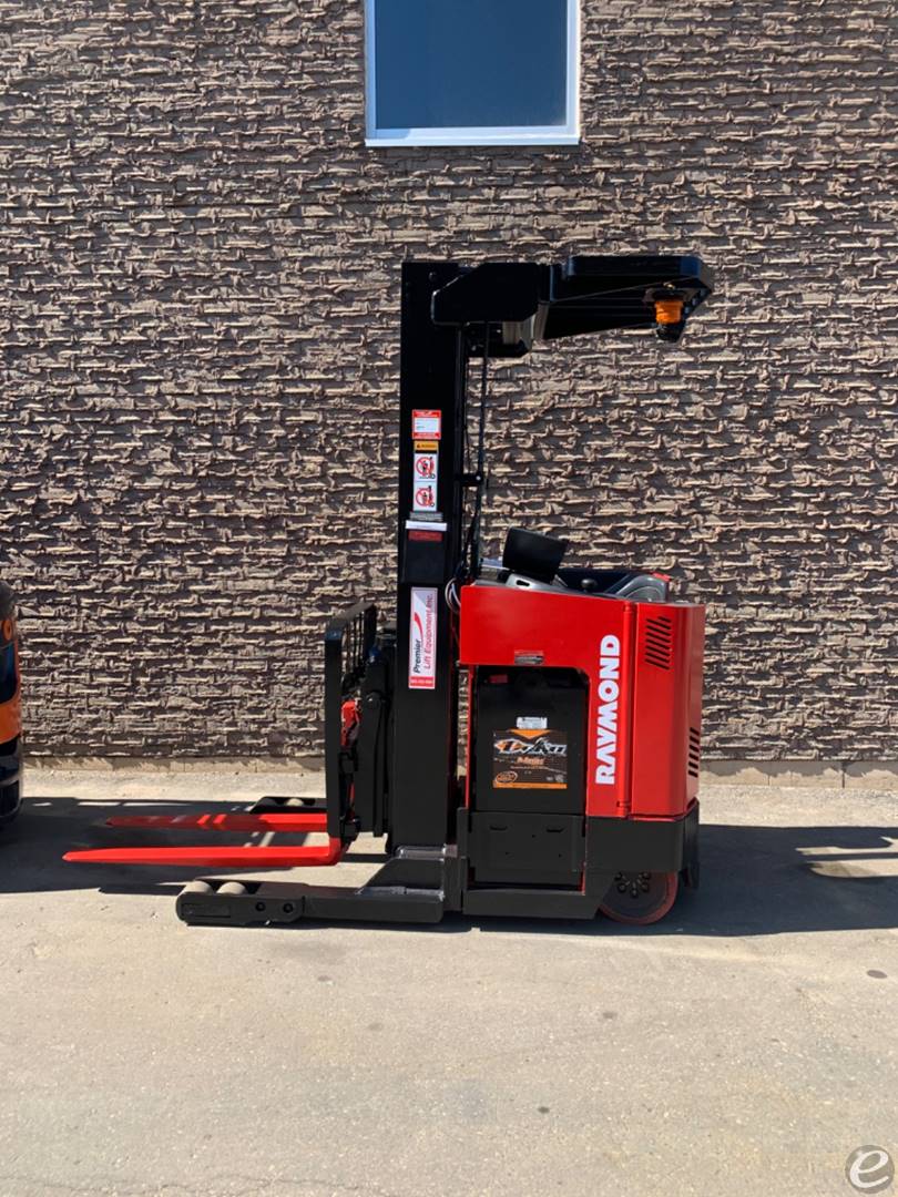 2014 Raymond EASIR45TT Electric Reach Truck - 123Forklift