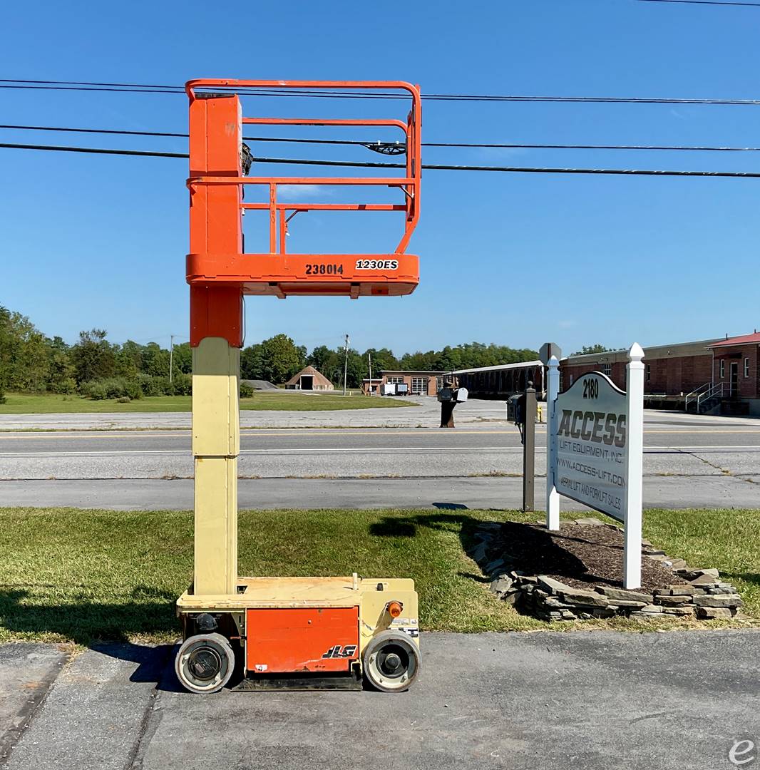 2019 JLG 1230ES