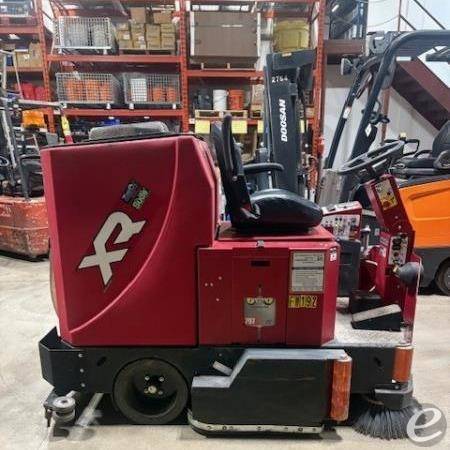 2015 Factory Cat XR40-C