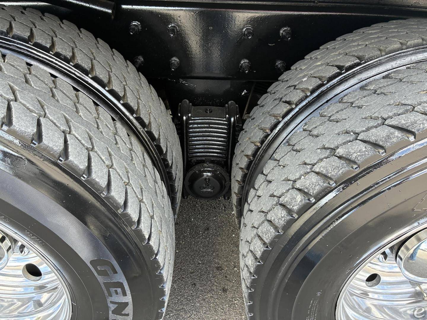 2018 Mack GRANITE GU713