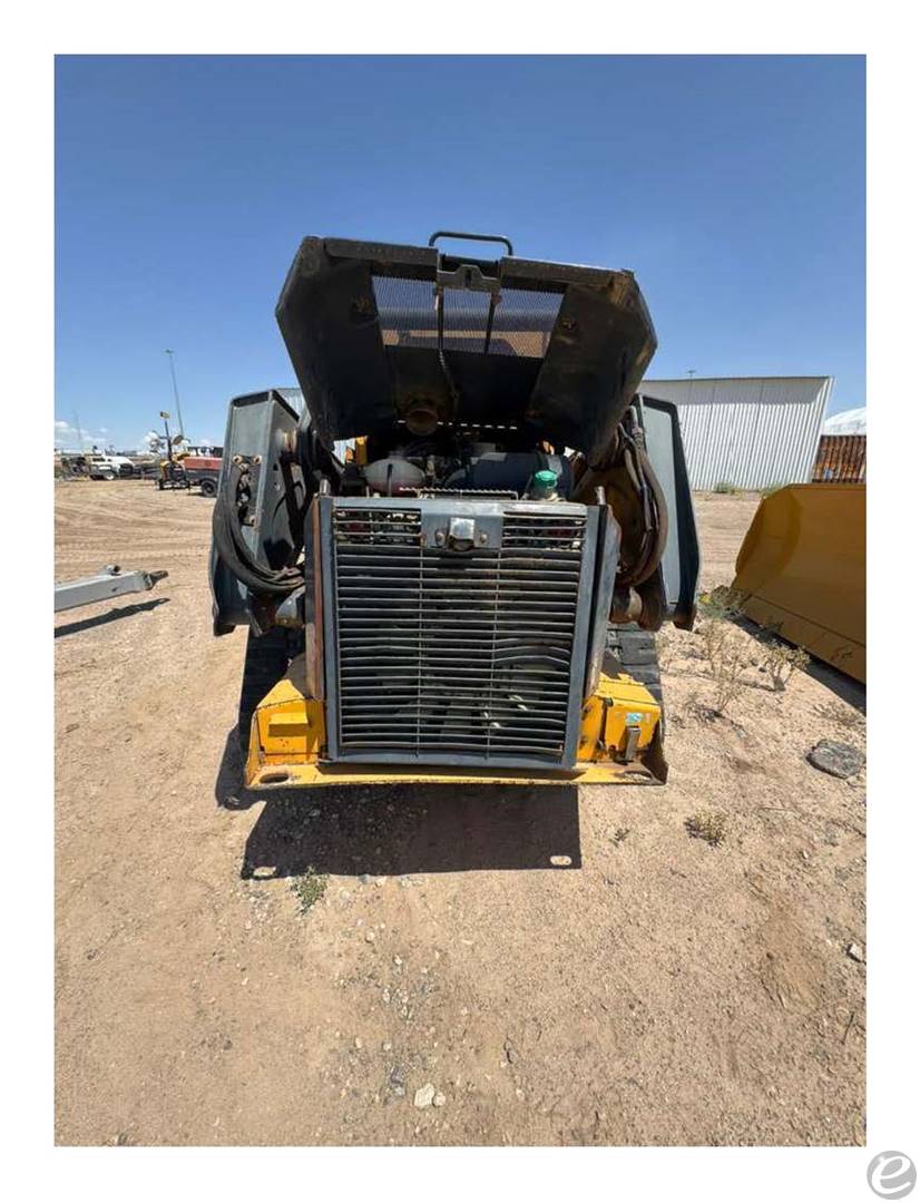 2018 John Deere 331G