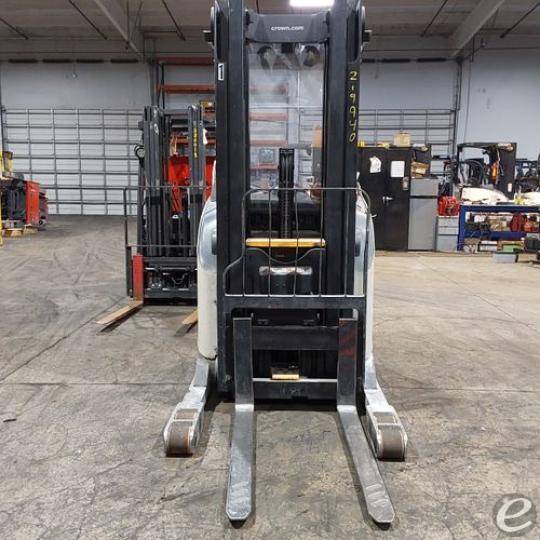 2016 Crown RR5725-45