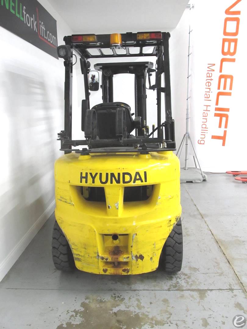 2017 Hyundai 25L-7A