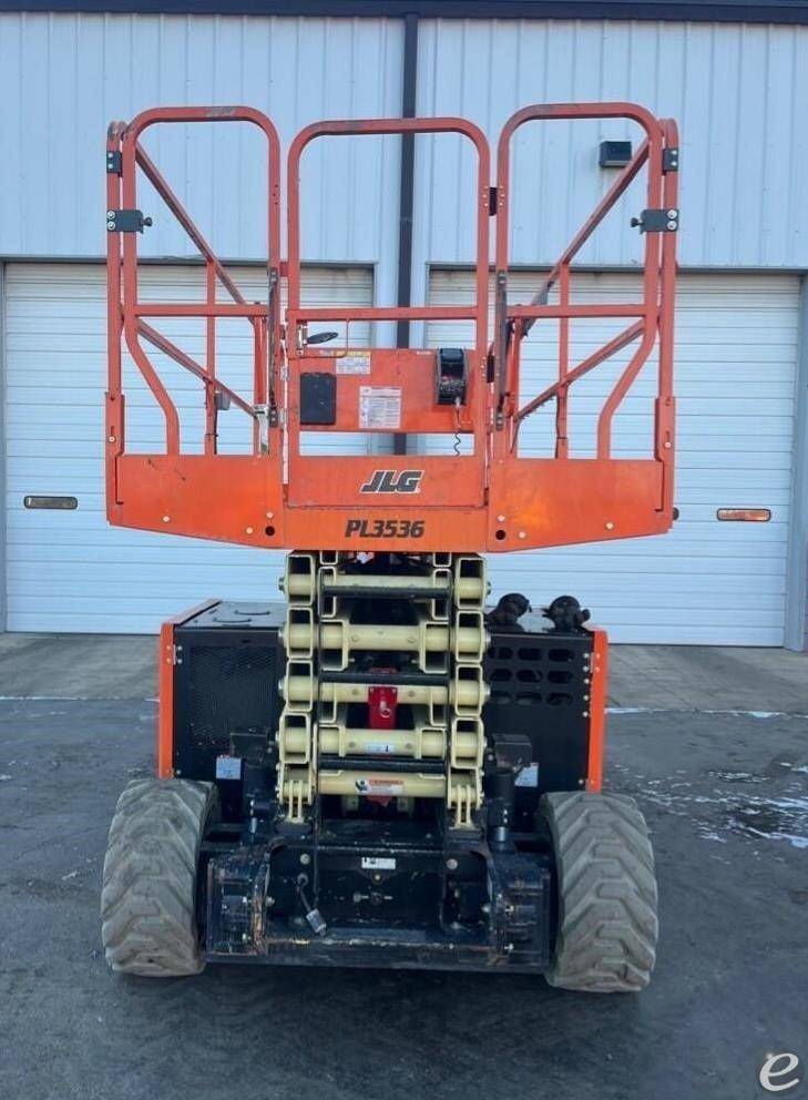 2022 JLG RT4769