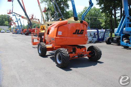 2017 JLG 450AJ