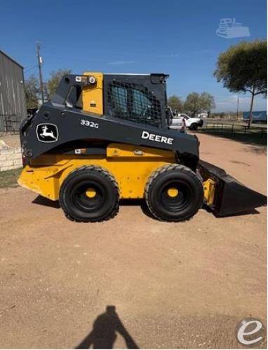 2020 John Deere 332G