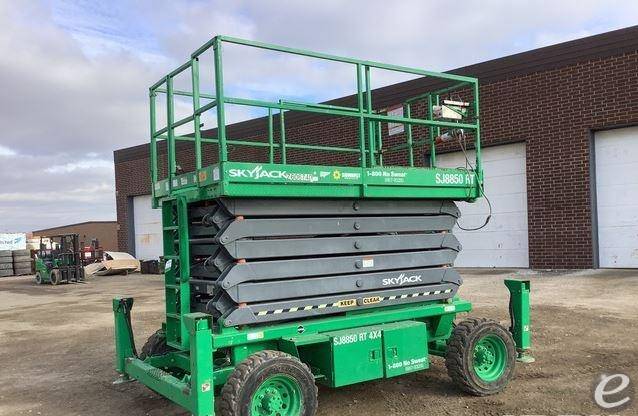 2008 Skyjack SJ8850 RT Dual Fuel Scissor Lift - 123Forklift