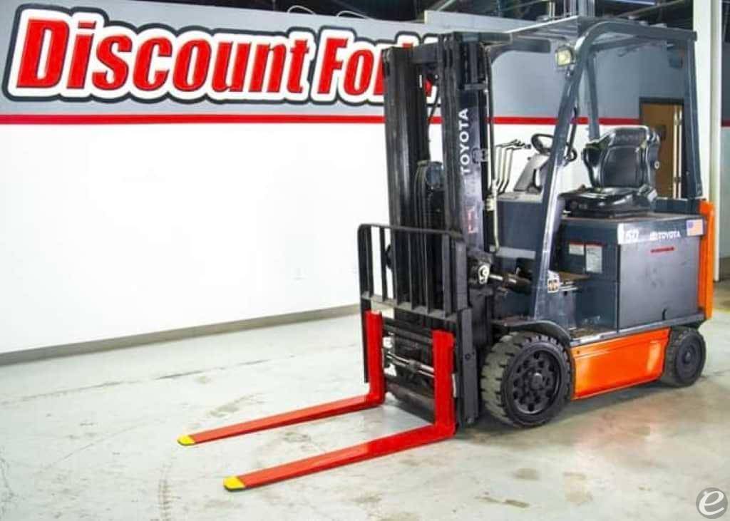 2007 Toyota 7FBCHU25 Electric Forklift - 123Forklift
