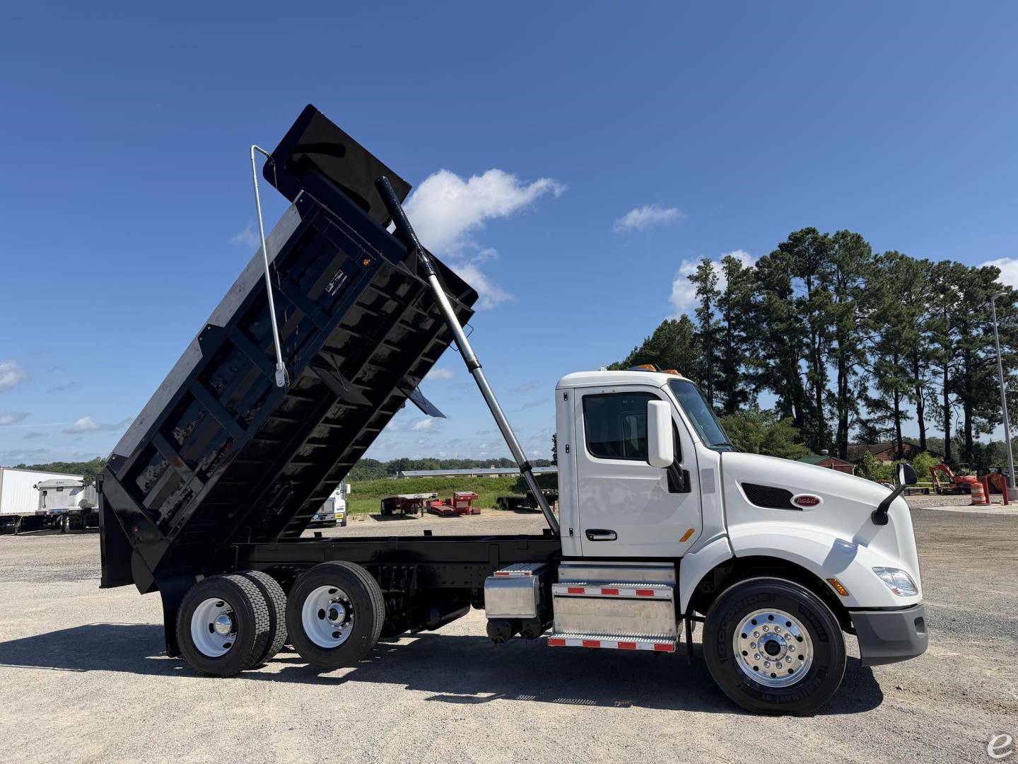 2022 Peterbilt 579