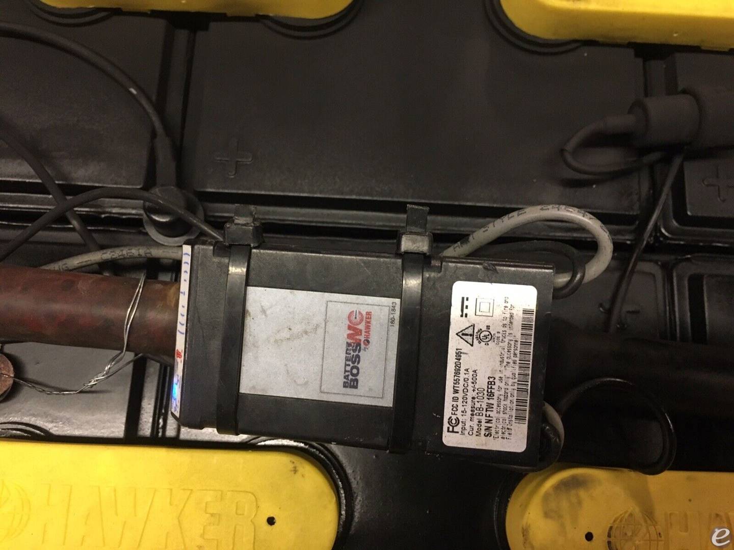 2015 Hawker 18-85-27