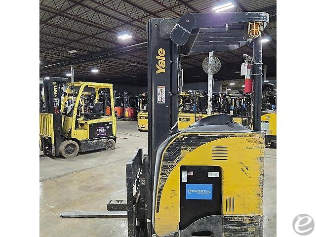 2018 Yale NR045EB