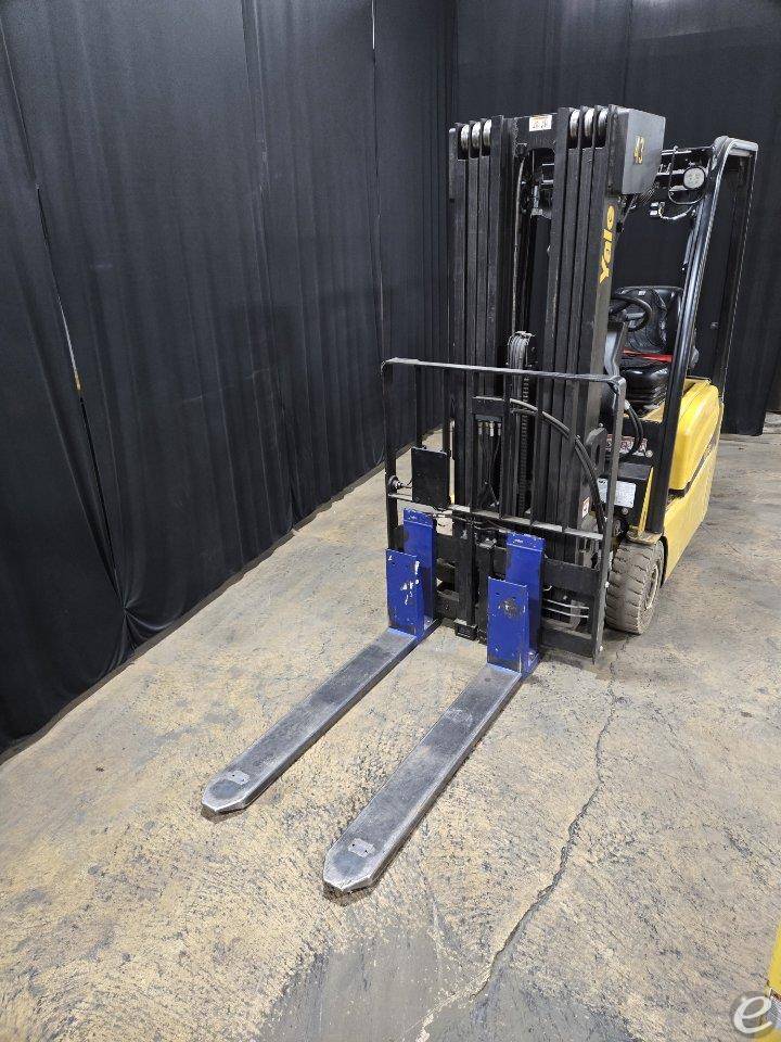 2021 Yale ERP030VT